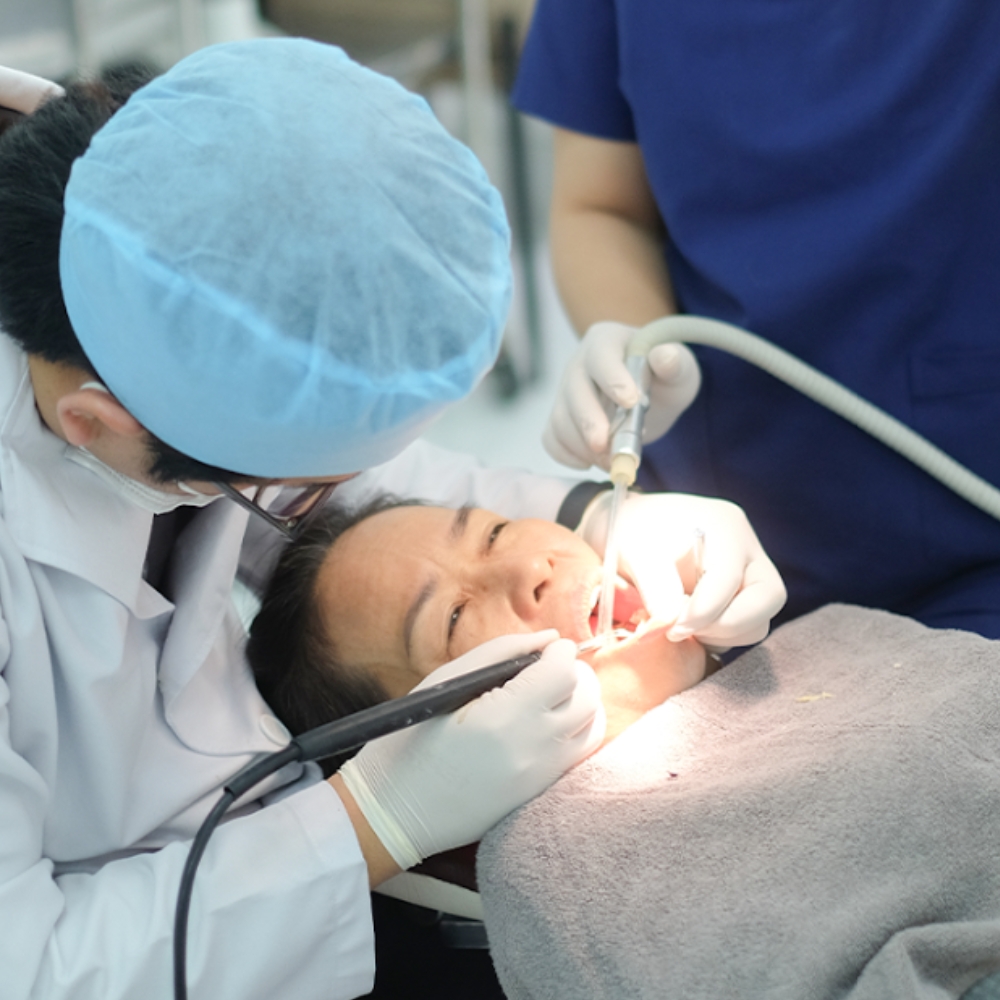Trồng răng Implant
